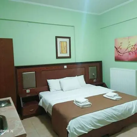 Rodavgi 3* Káto Loutrákion